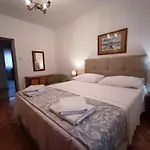 With Swimming Pool Vela Luka, Korcula - 23684 شقة فيلا لوكا